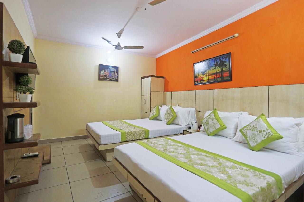 Hotel Sun Village Near New Delhi Railway Station ภายนอก รูปภาพ