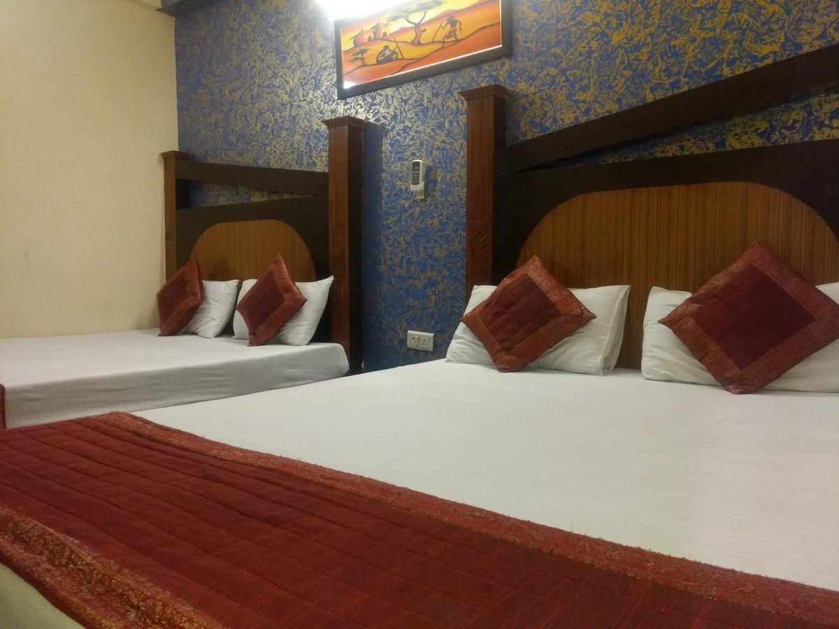 Hotel Sun Village Near New Delhi Railway Station ภายนอก รูปภาพ